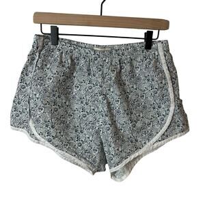 Ann Mashburn Track Short - 100% cotton - Blue white floral pattern - Medium